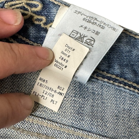 Eddie Bauer 21” Novelty 5 pocket Capri jeans women’s 8 - Picture 5 of 10